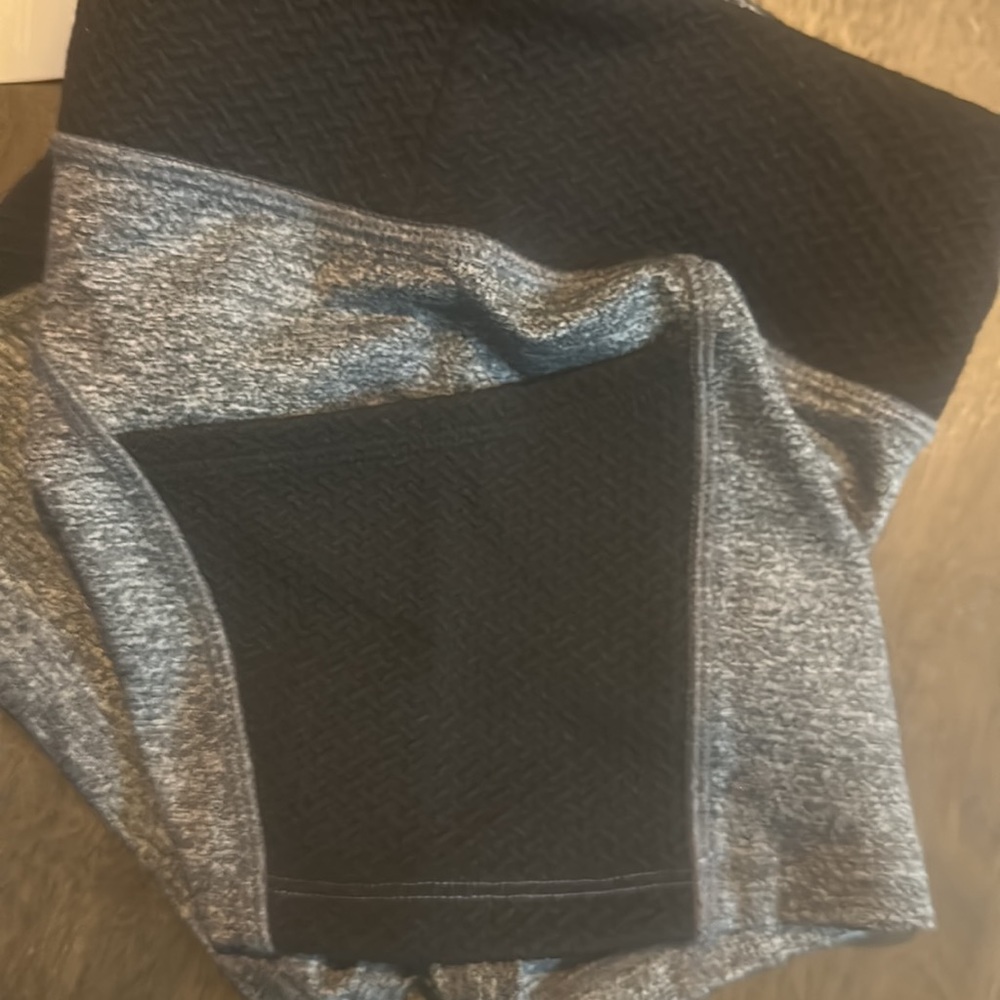 NWT forever 21 workout shorts size medium - Picture 6 of 11